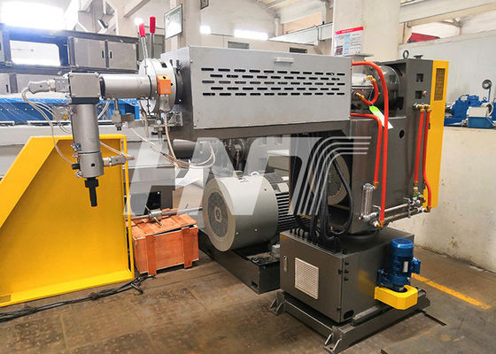 آلة بثق أسلاك الكابلات الكهربائية 400 م / دقيقة للشريط أو عملية الجلد